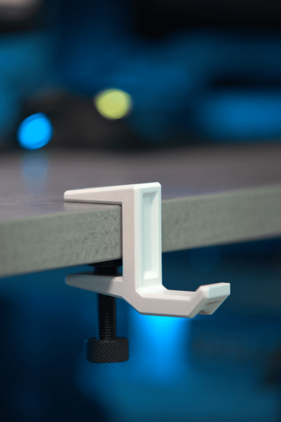 Headphone Holder Modern Design thumbnail 5